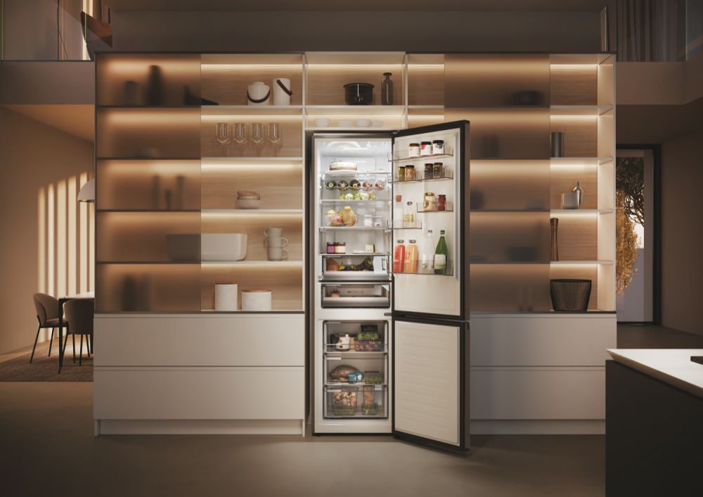 Haier 3P Combi Refrigerator HTR3619ENMN, 190x60cm, NFR, E, Inox